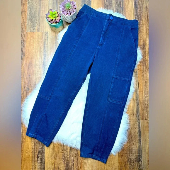 Anthropologie Pilcro  Ultra High-Rise Relaxed Jogger Jeans - Picture 1 of 12